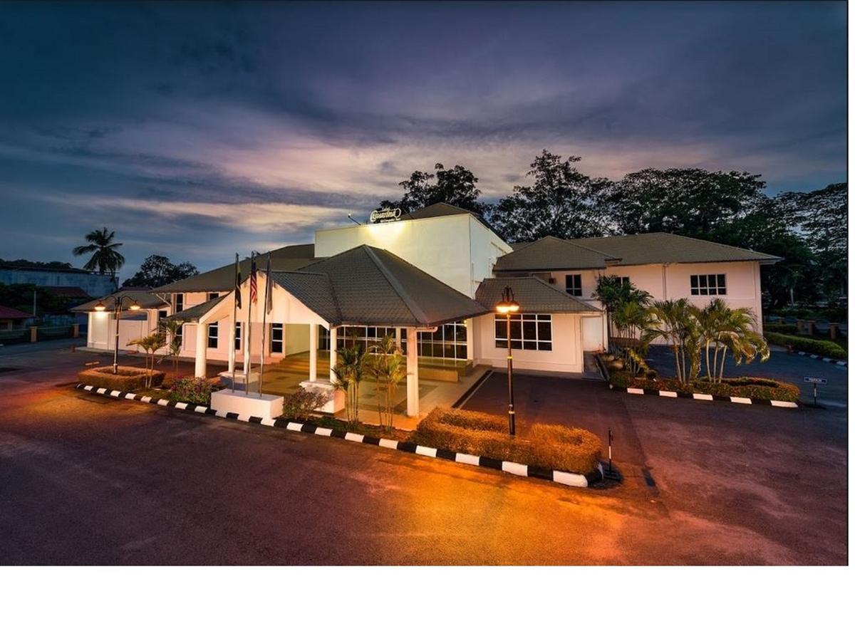 Lanai Casuarina Cempaka Sari Hotell Parit Eksteriør bilde